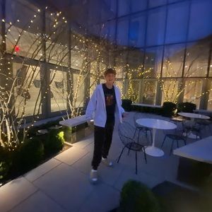 Meet your Posher, Tucker